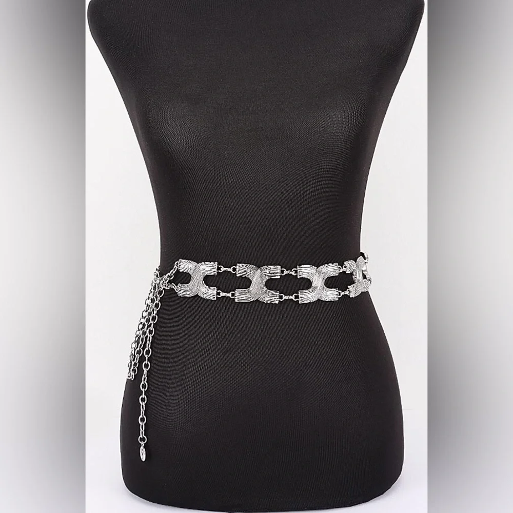 Gold or Silver Textured X-link Metal Chain Statement Belt